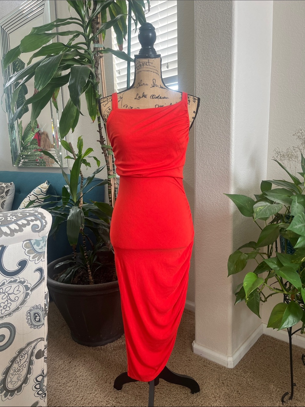 sofia by sofia vergara Red One-Shoulder Draped Sheath Dress